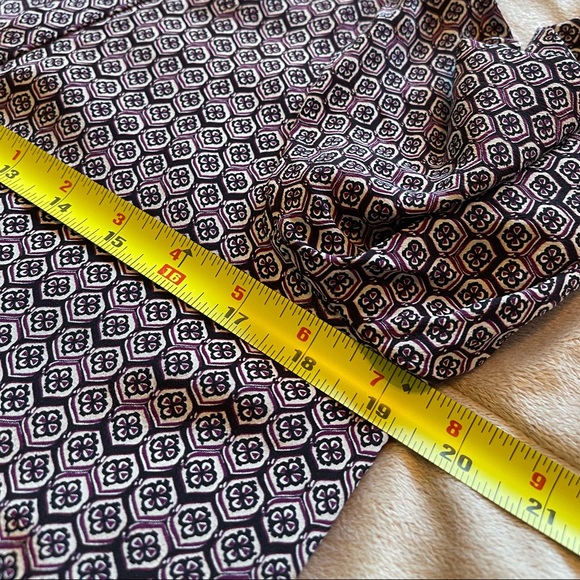 Joie Daryn Print Silk Burgundy Top - Picture 9 of 11